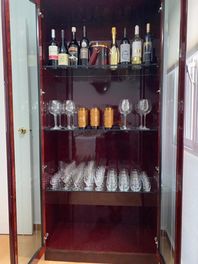 Appartement An Indian Bollywood Experience - For Families, Couples & Business Trips Sevilla